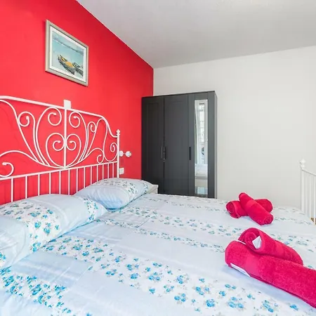 Apartamento Antonia With Jacuzzi