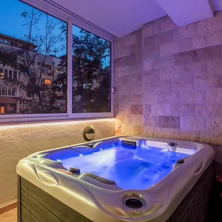 Antonia With Jacuzzi